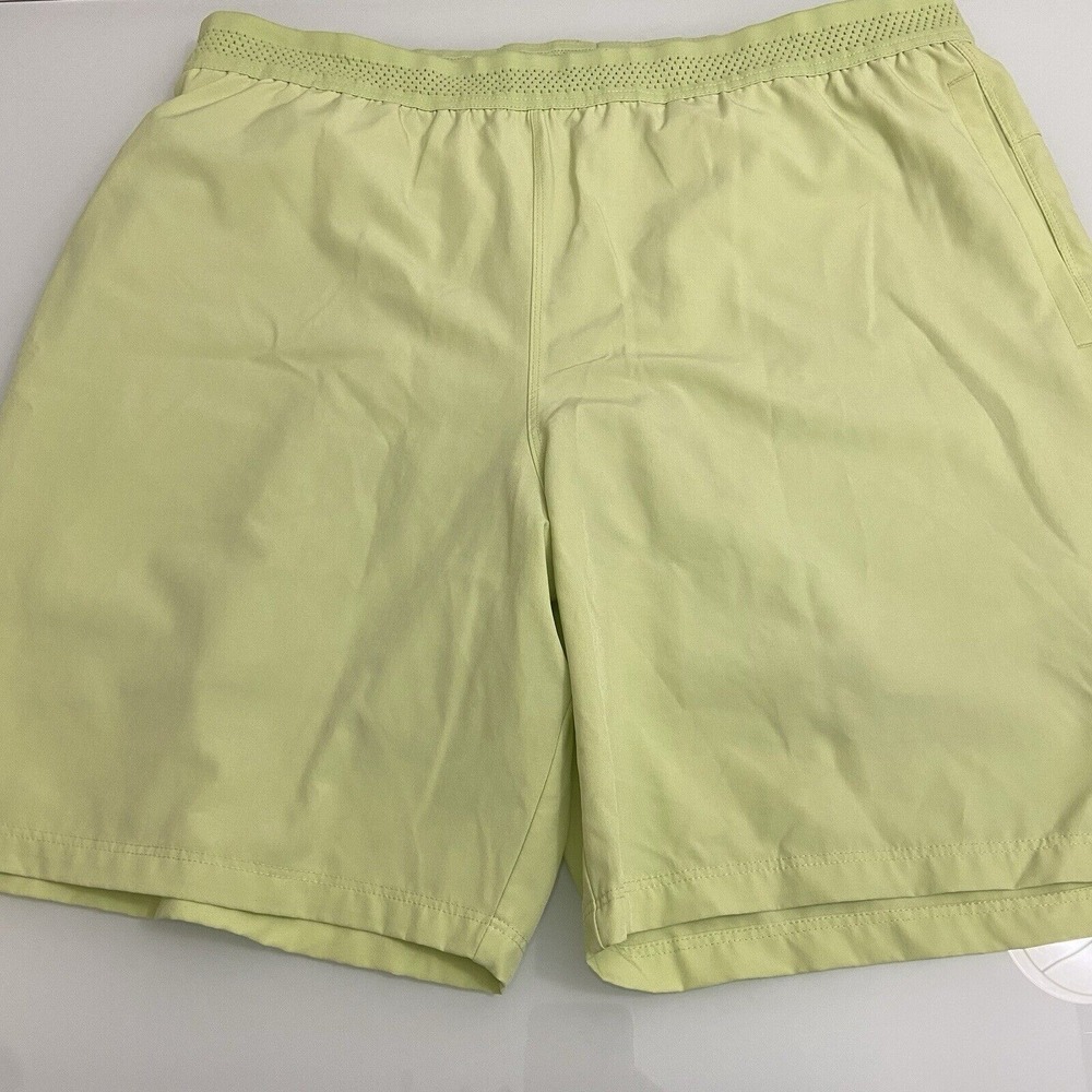 Fabletics Fundamental 7in Shorts Mens L Green Lined Athletic Activewear Gym READ